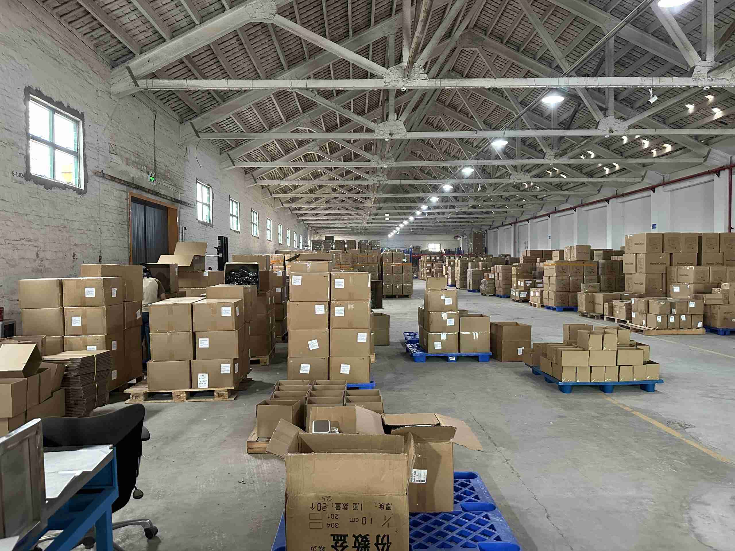 Photo of the warehouse in Guangzhou